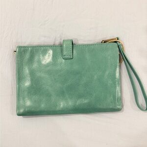 Hobo NWT wristlet/crossbody purse